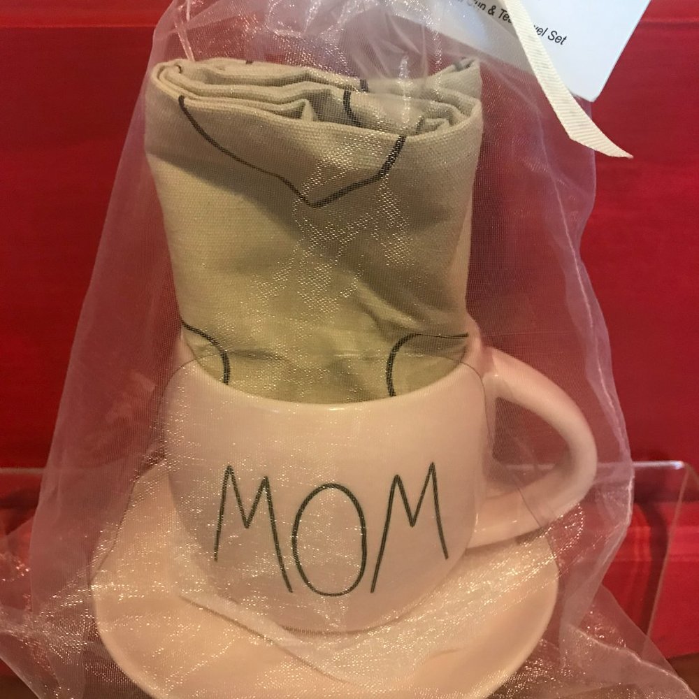 Rae Dunn Mom Tea cup and towel gift set NWT Mother's Day - Picture 2 of 9